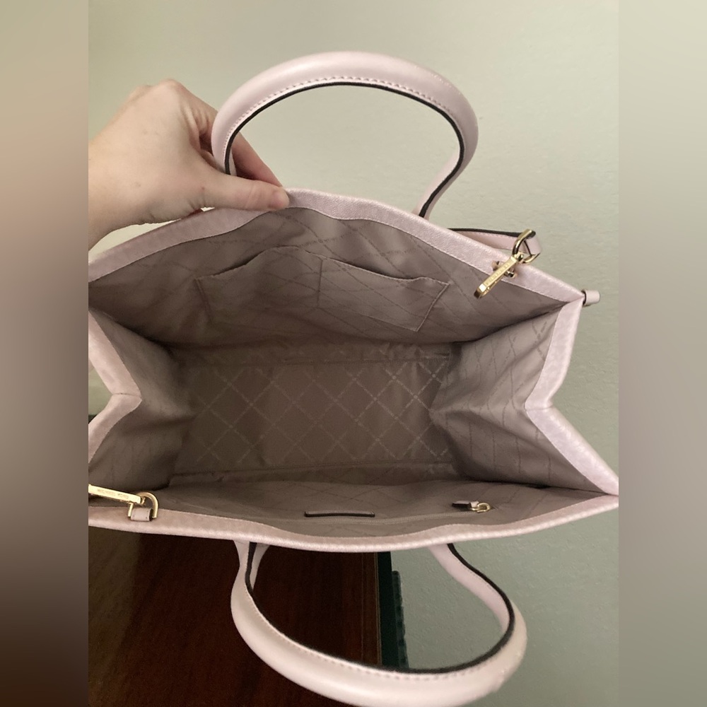 MICHAEL KORS Mirella Large MK Tote Bag - Picture 6 of 12